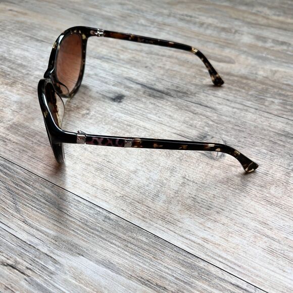 Gisselle Olivia Tortoise Oversized Sunglasses Designer Style Big Y2K Glam $159